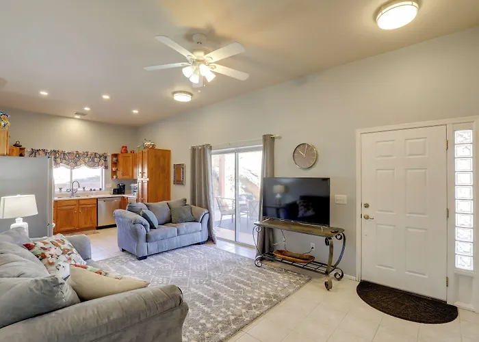 Desert Gem W/ Patio + Grill, Near St. Park! *